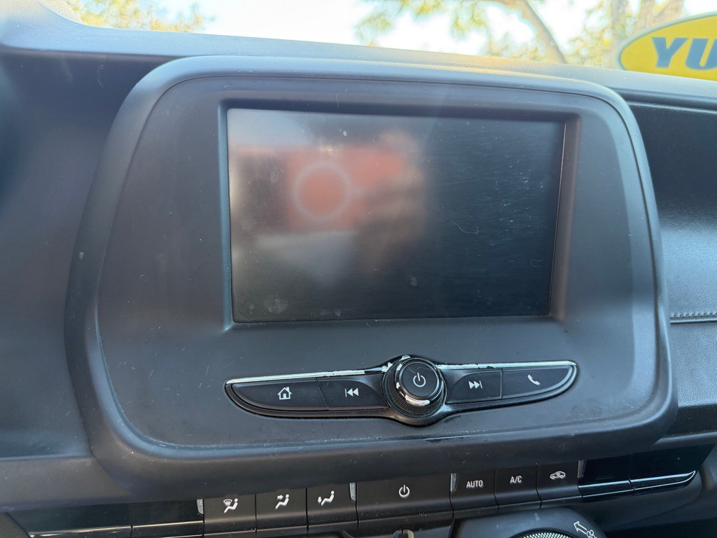 2018 Chevrolet Camaro Image 15