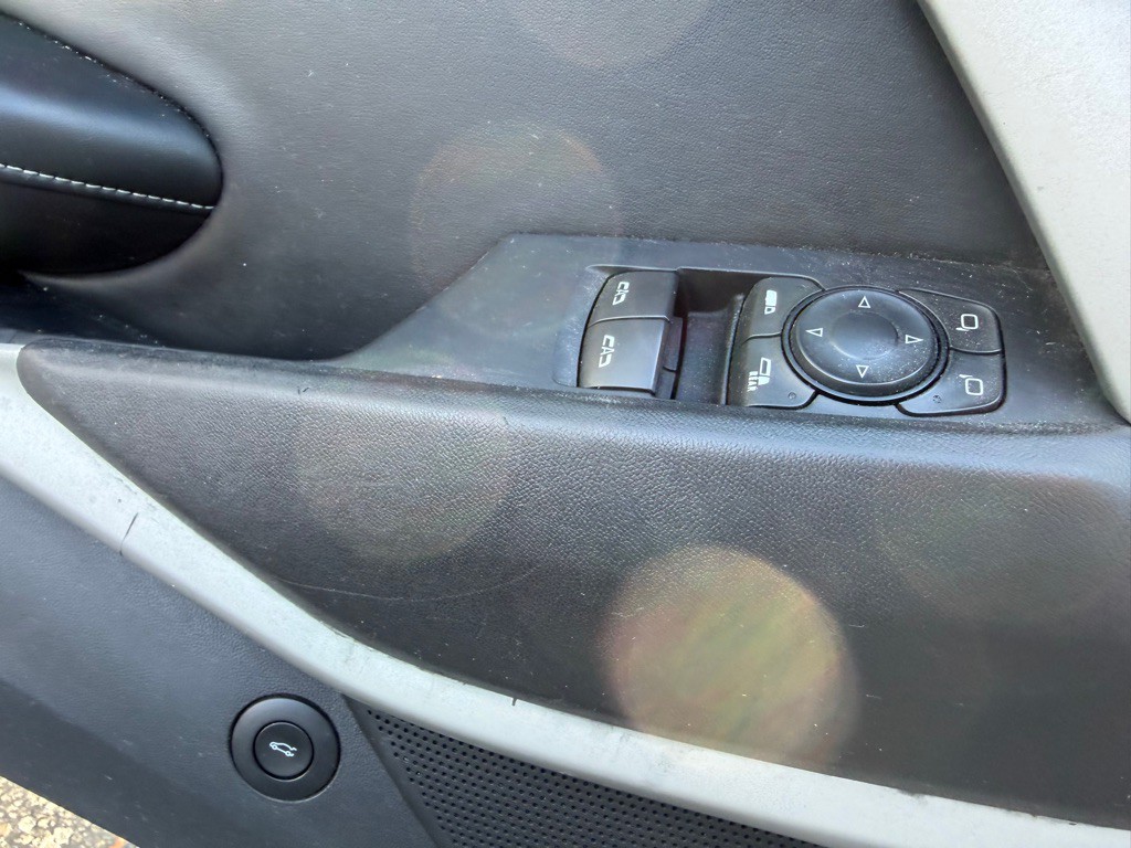 2018 Chevrolet Camaro Image 18