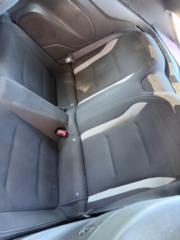 2018 Chevrolet Camaro Image 21