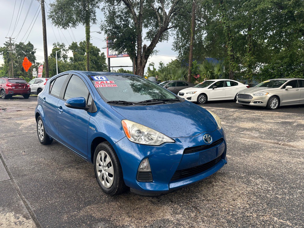 2014 Toyota Prius Image 7