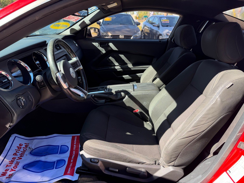 2014 Ford Mustang Image 13