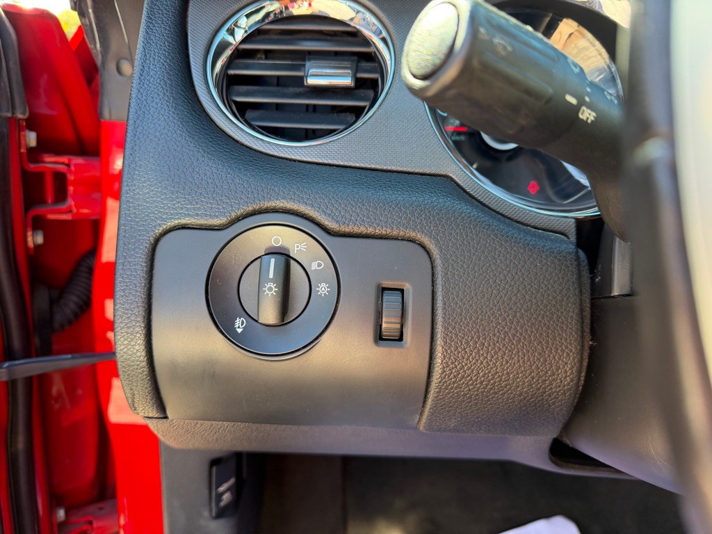 2014 Ford Mustang Image 14