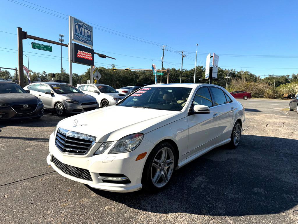 2013 Mercedes-Benz E-Class Image 1