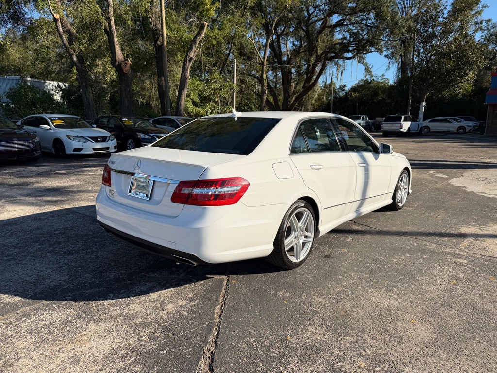 2013 Mercedes-Benz E-Class Image 5
