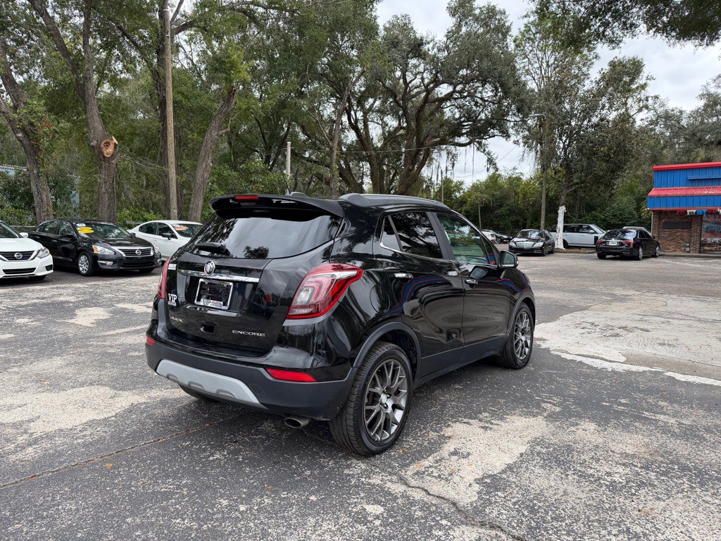 2018 Buick Enclave Image 5