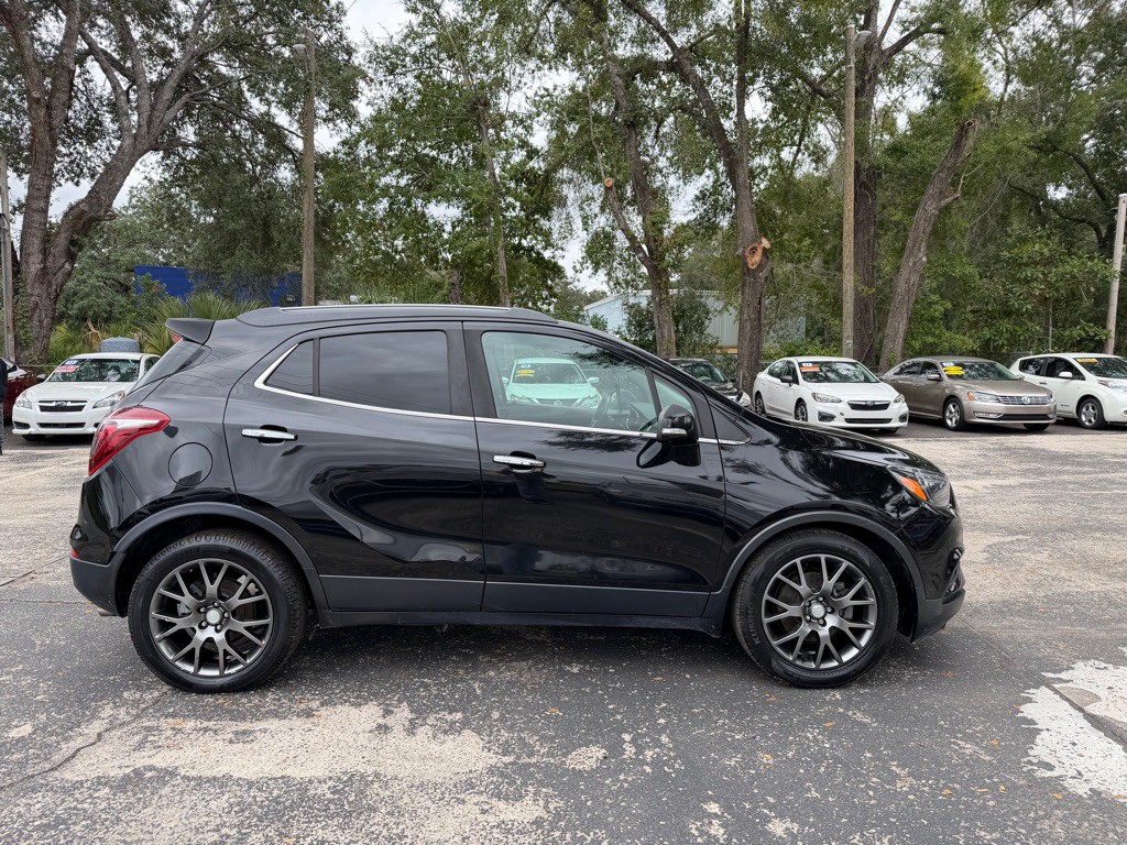 2018 Buick Enclave Image 6