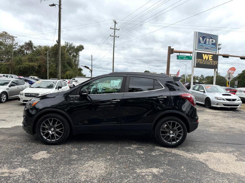 2018 Buick Enclave Image 2