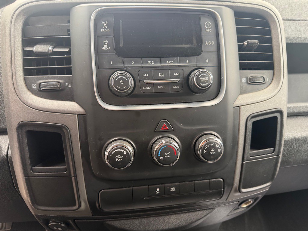 2013 RAM 1500 Image 17