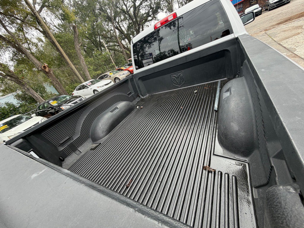 2013 RAM 1500 Image 24