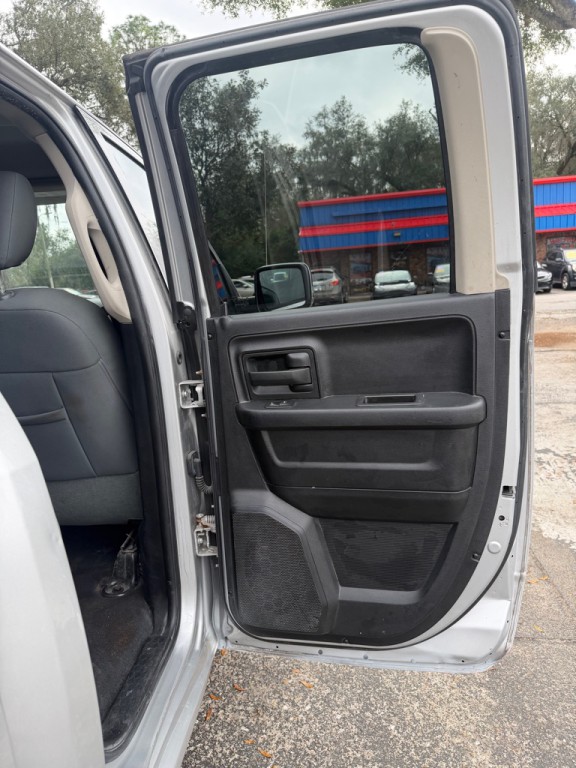 2013 RAM 1500 Image 25