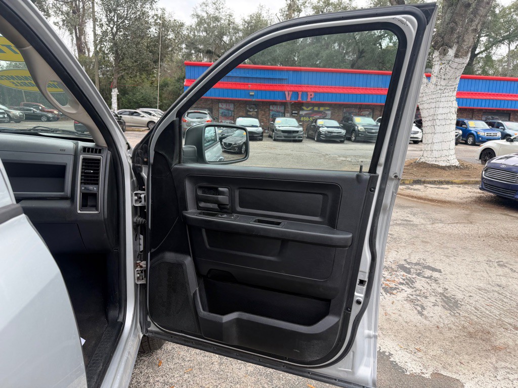 2013 RAM 1500 Image 26