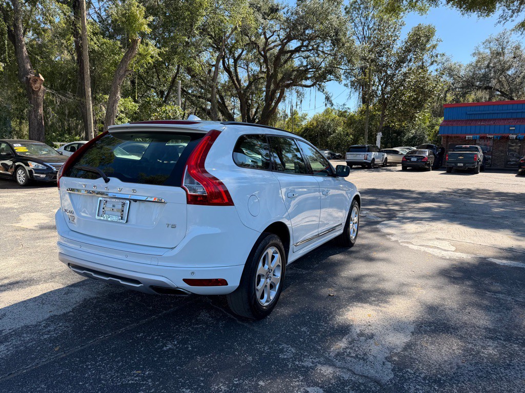 2016 Volvo XC60 Image 5