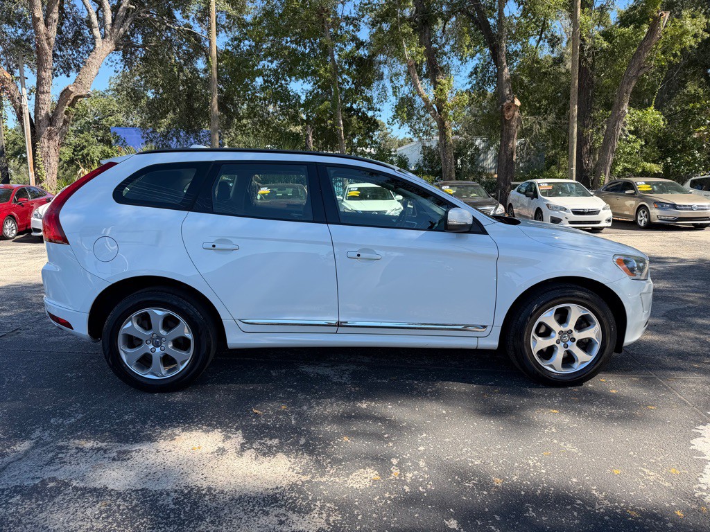 2016 Volvo XC60 Image 6