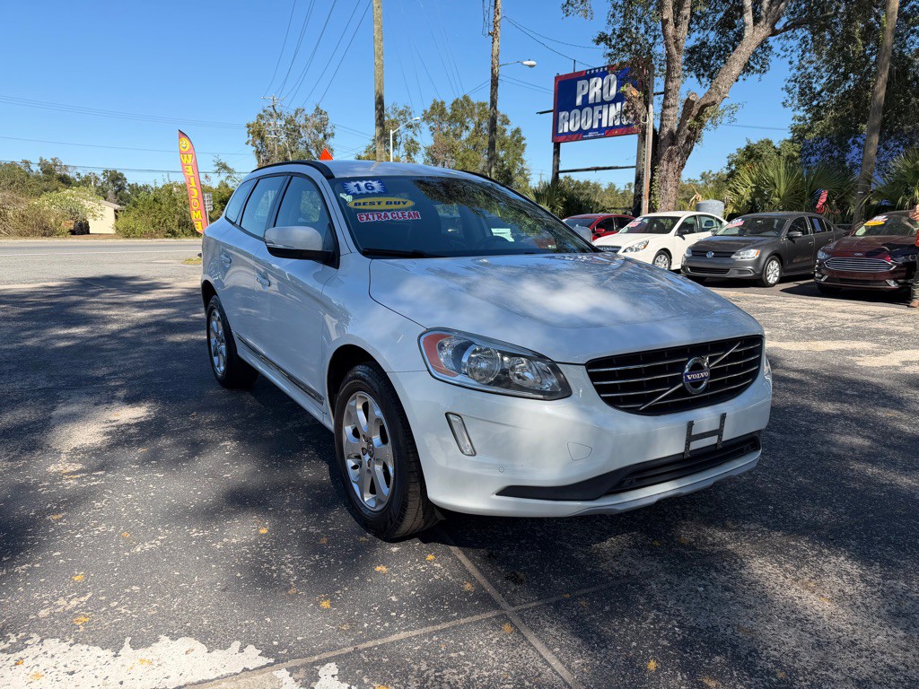 2016 Volvo XC60 Image 7