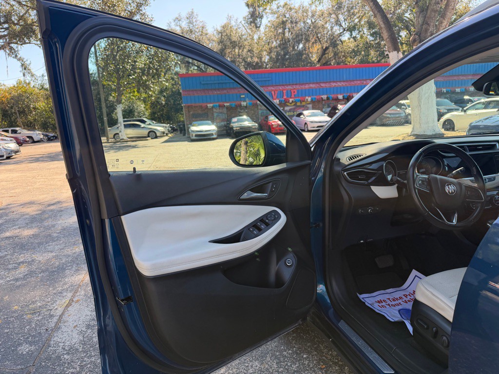2020 Buick Enclave Image 9
