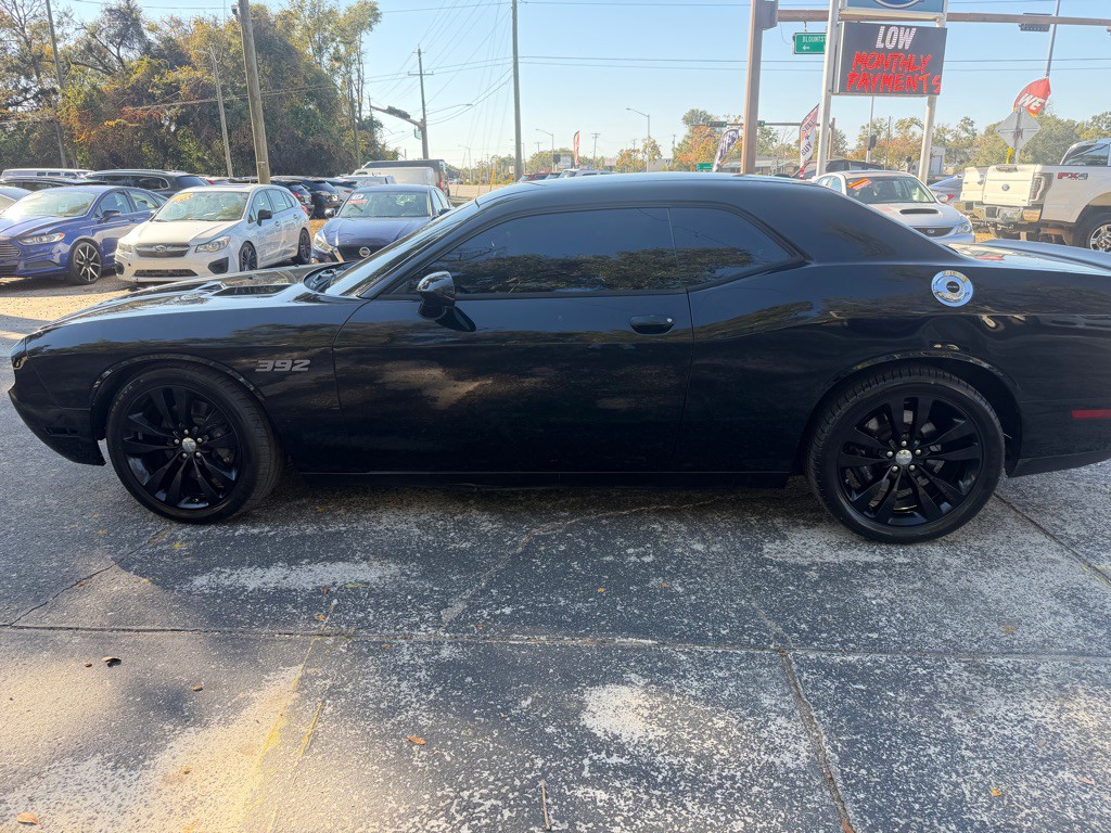 2014 Dodge Challenger Image 2