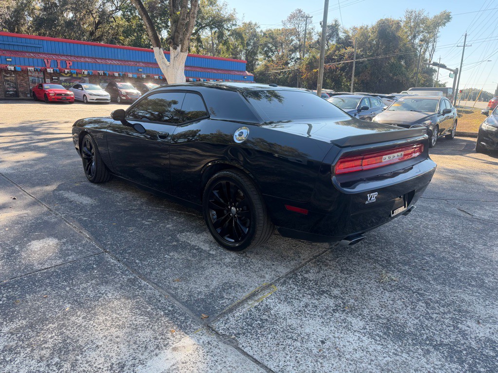 2014 Dodge Challenger Image 3