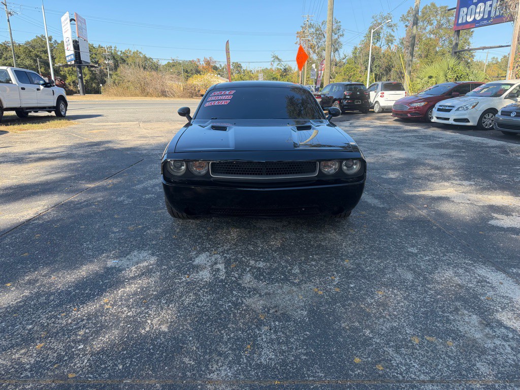 2014 Dodge Challenger Image 8