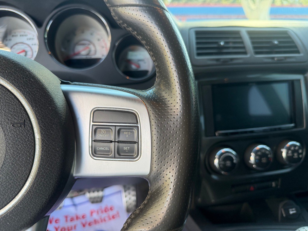 2014 Dodge Challenger Image 13