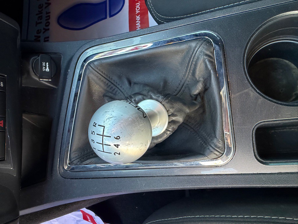 2014 Dodge Challenger Image 16