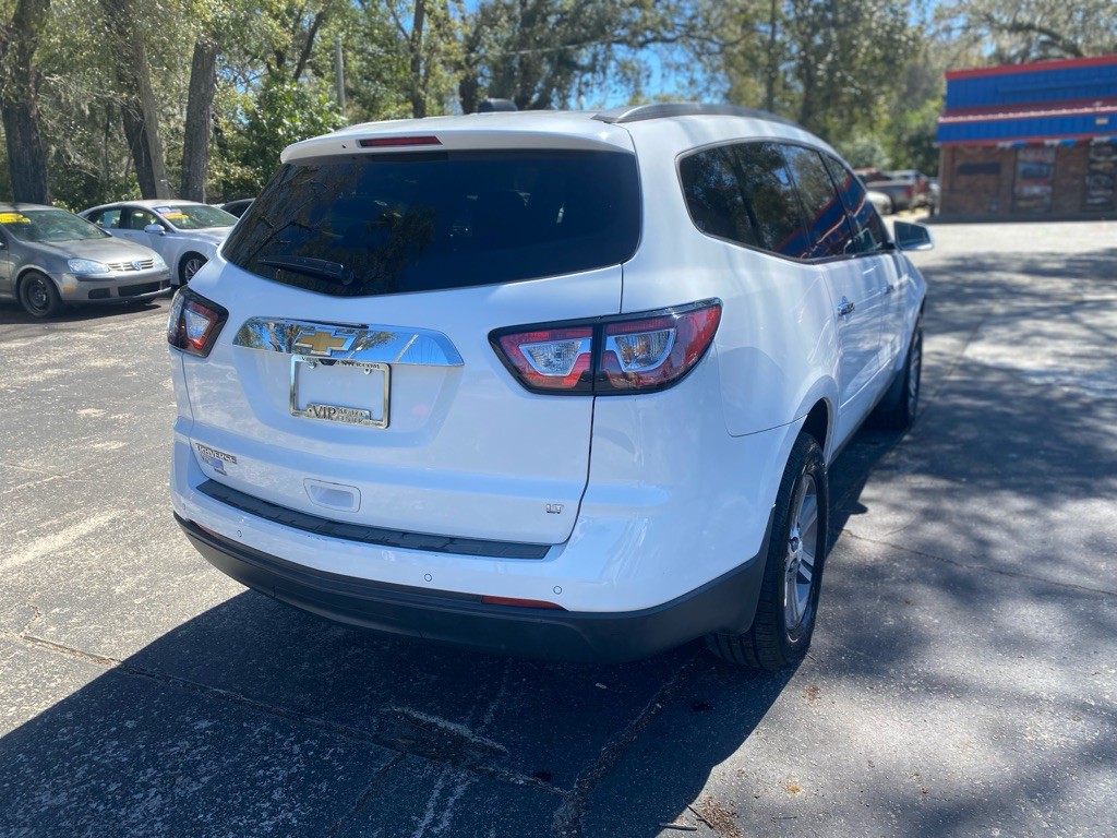 2017 Chevrolet Traverse Image 5