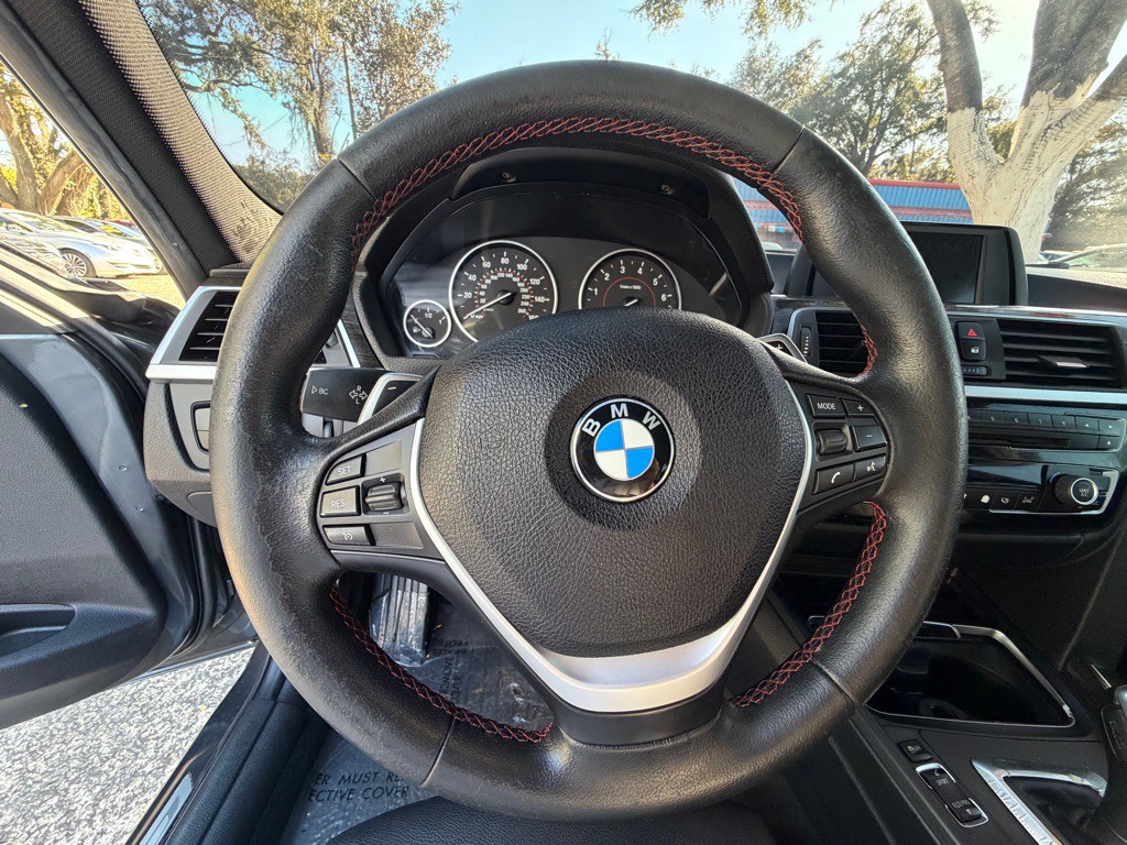 2016 BMW 3 Series Image 10