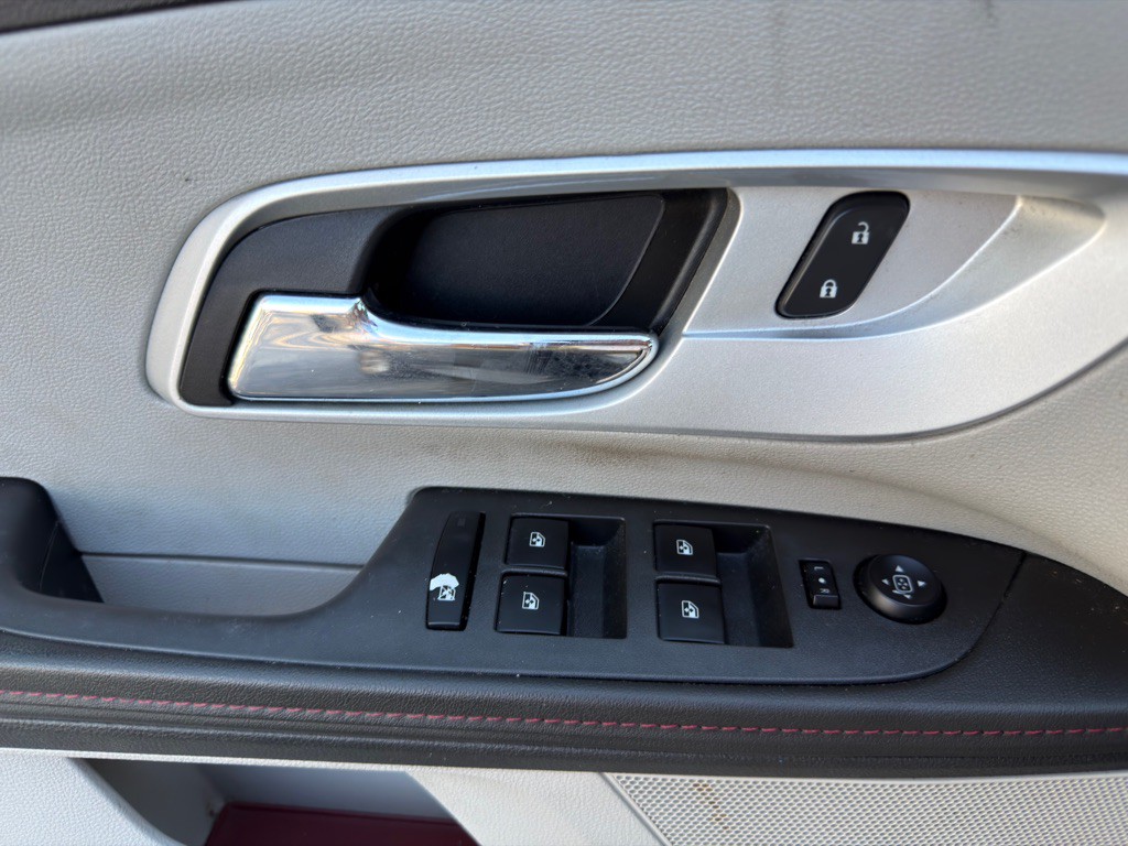 2012 Chevrolet Equinox Image 15