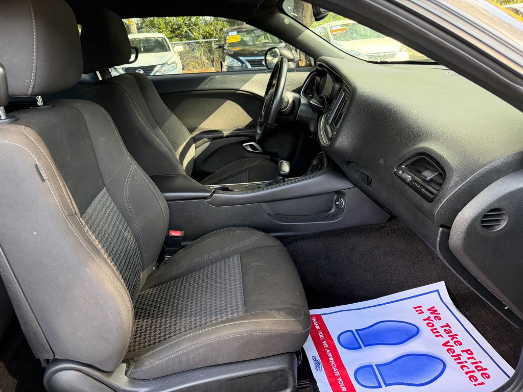 2018 Dodge Challenger Image 29