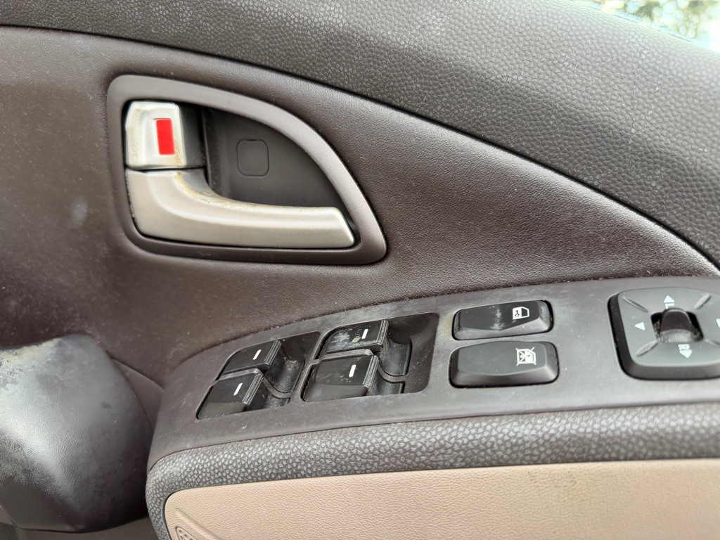 2013 Hyundai Tucson Image 20