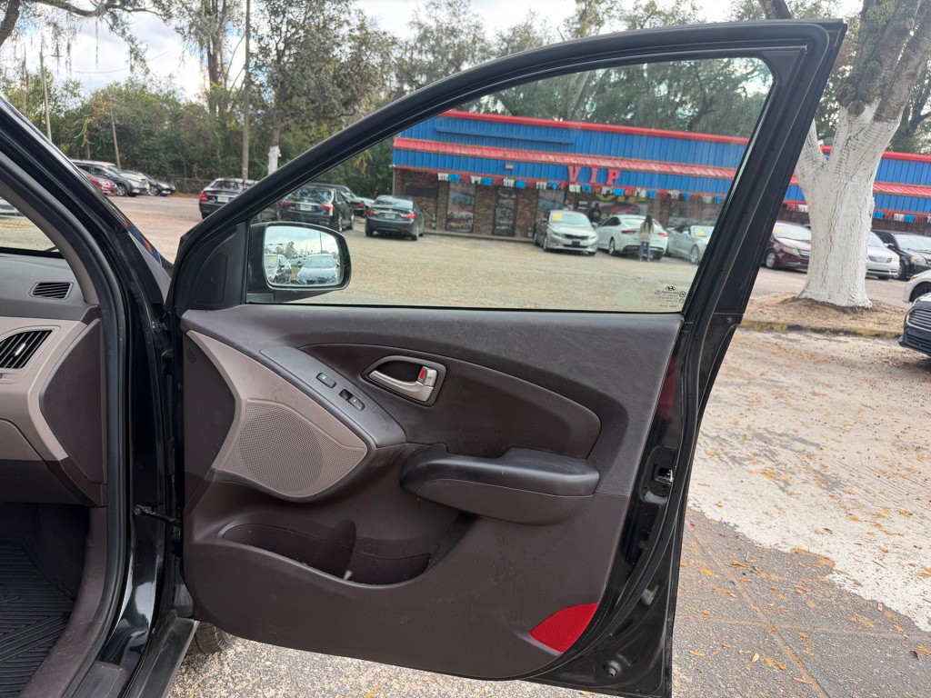 2013 Hyundai Tucson Image 36