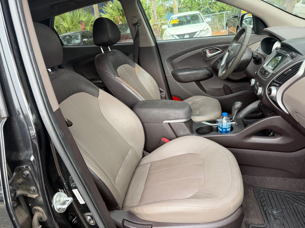 2013 Hyundai Tucson Image 37