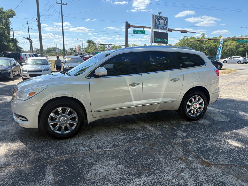 2013 Buick Enclave Image 2