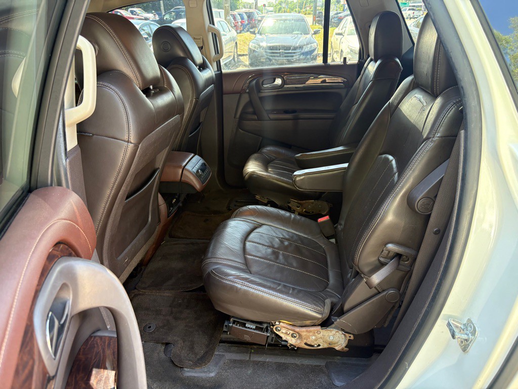 2013 Buick Enclave Image 15
