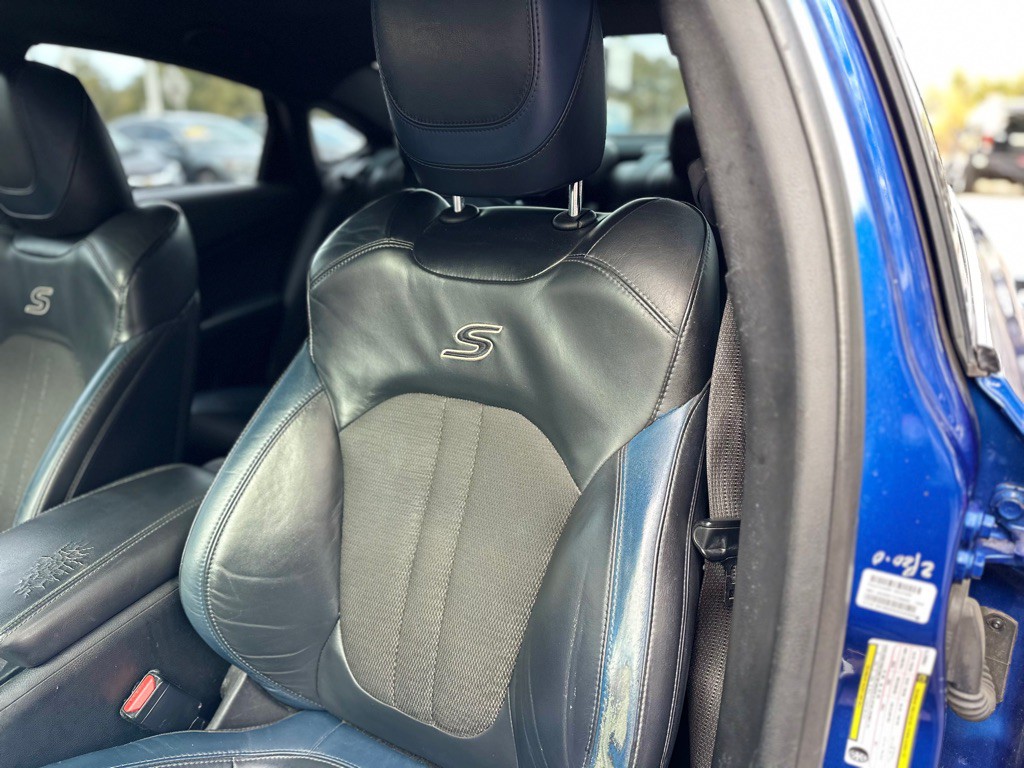 2015 Chrysler 200 Image 21