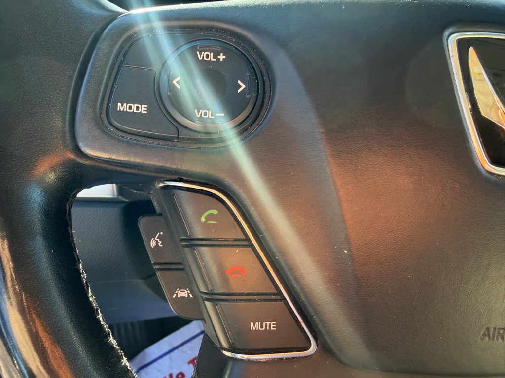 2016 Hyundai Equus Image 17