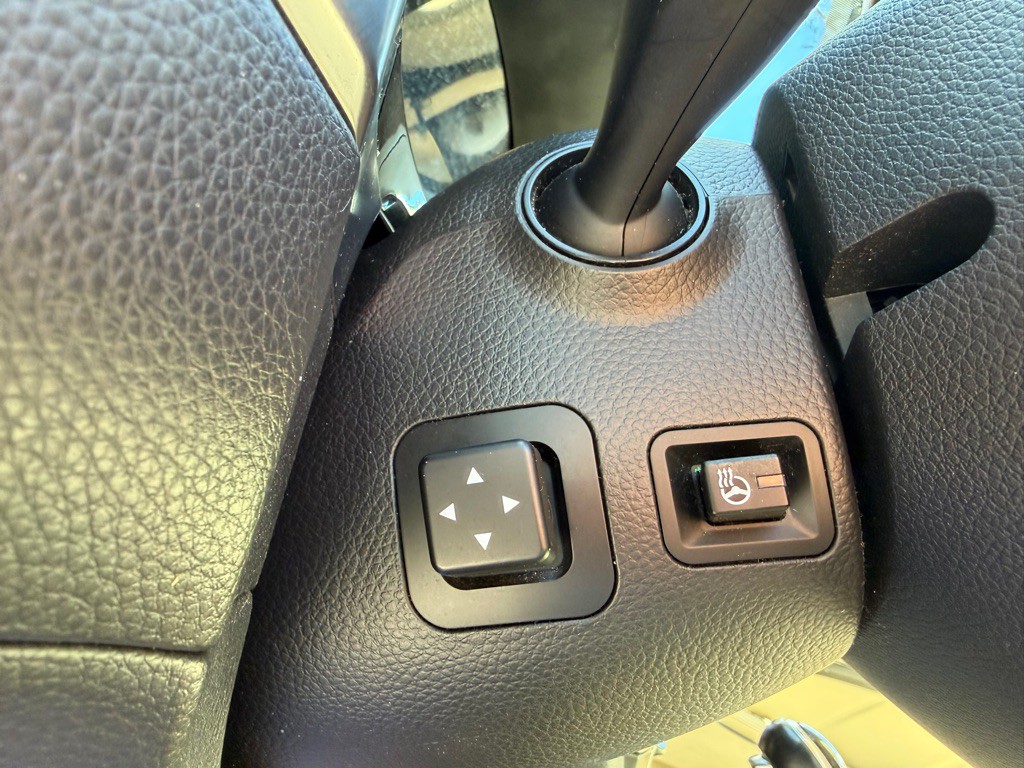 2016 Hyundai Equus Image 21