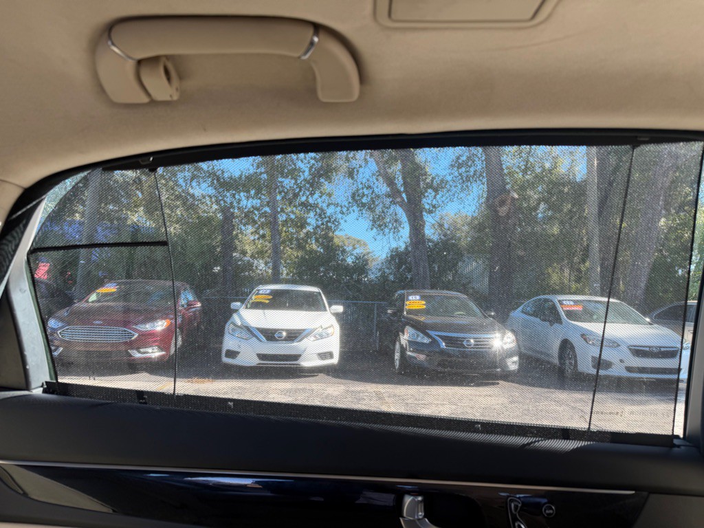 2016 Hyundai Equus Image 46