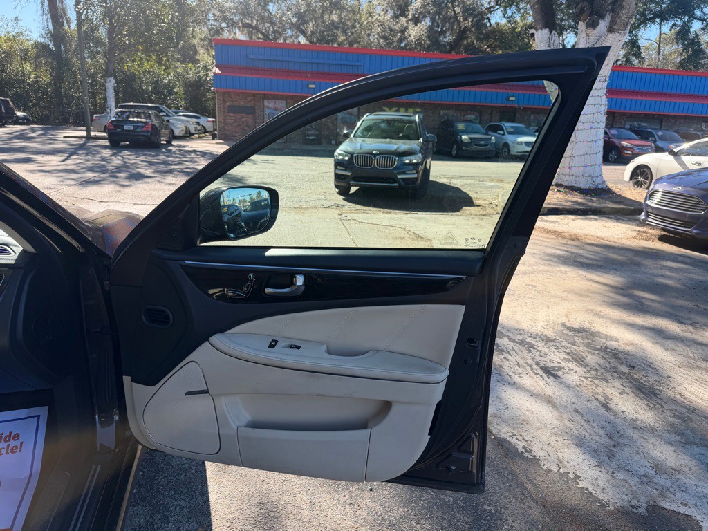 2016 Hyundai Equus Image 47