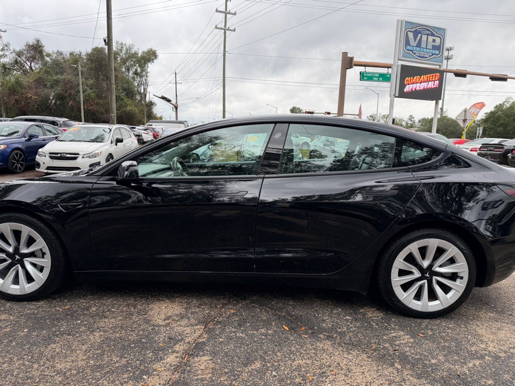 2022 Tesla Model 3 Image 2