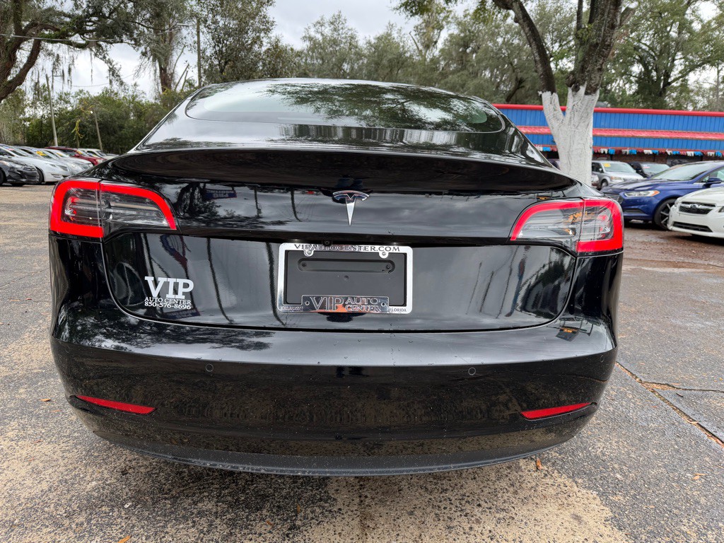 2022 Tesla Model 3 Image 4