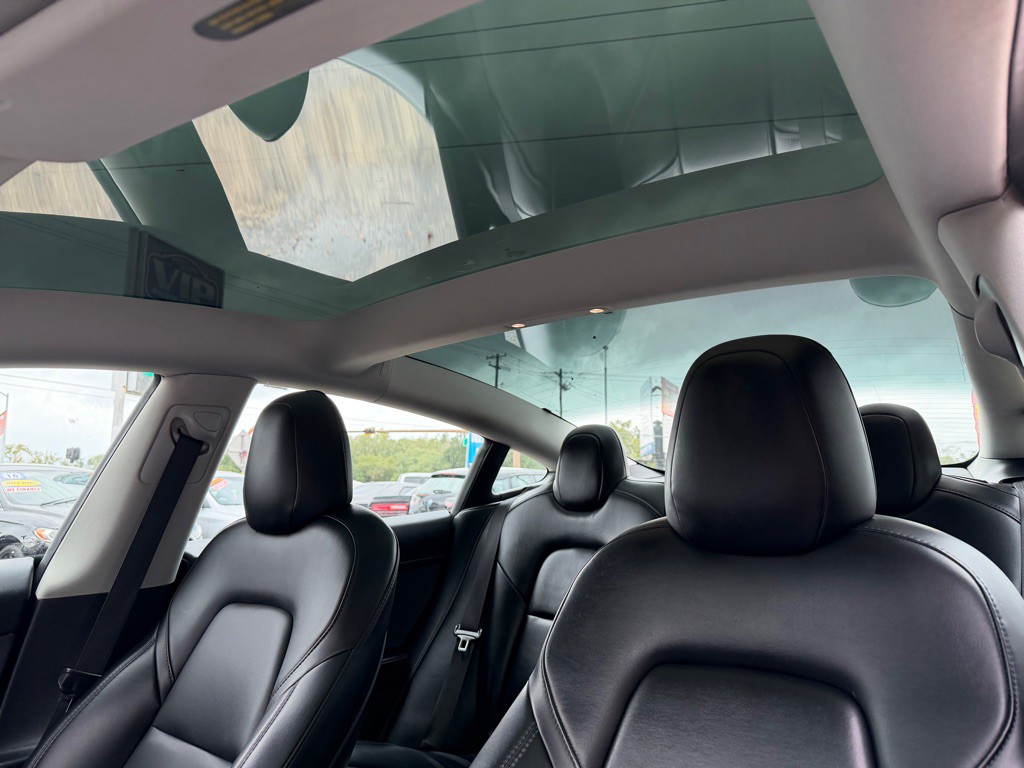 2022 Tesla Model 3 Image 20