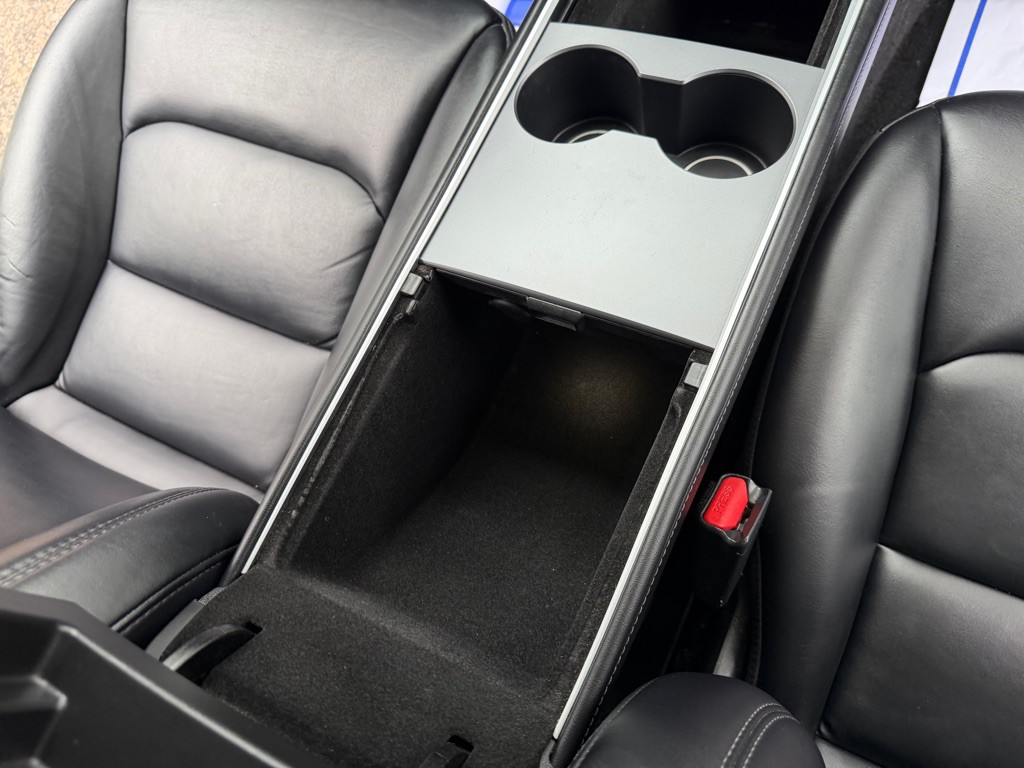 2022 Tesla Model 3 Image 31