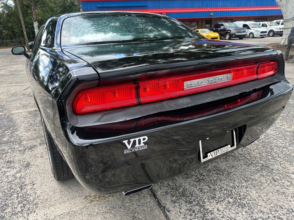 2013 Dodge Challenger Image 3