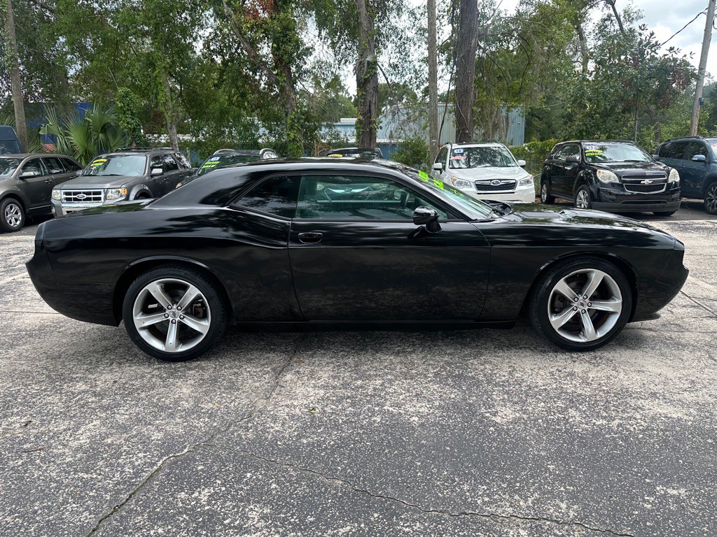 2013 Dodge Challenger Image 6