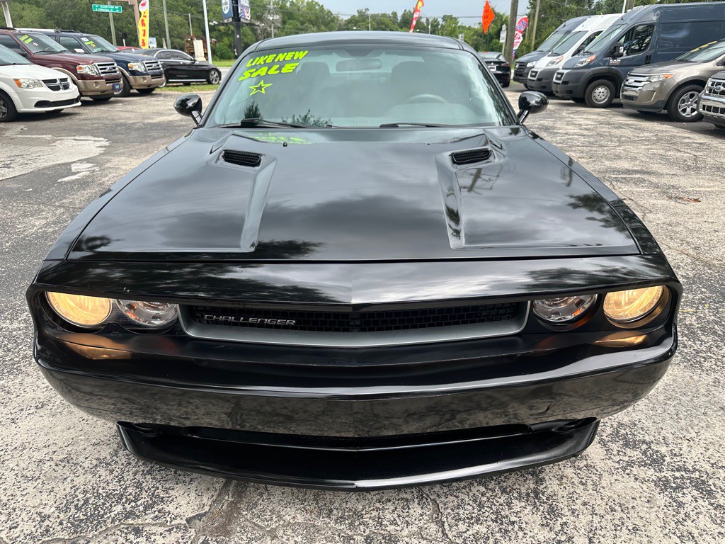 2013 Dodge Challenger Image 8