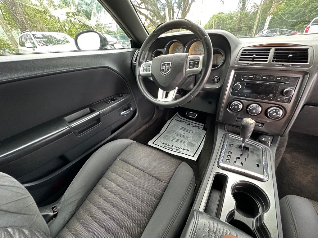 2013 Dodge Challenger Image 15