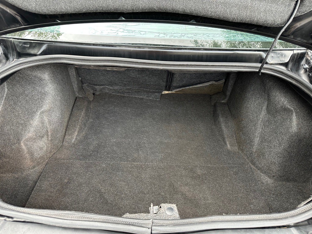 2013 Dodge Challenger Image 17