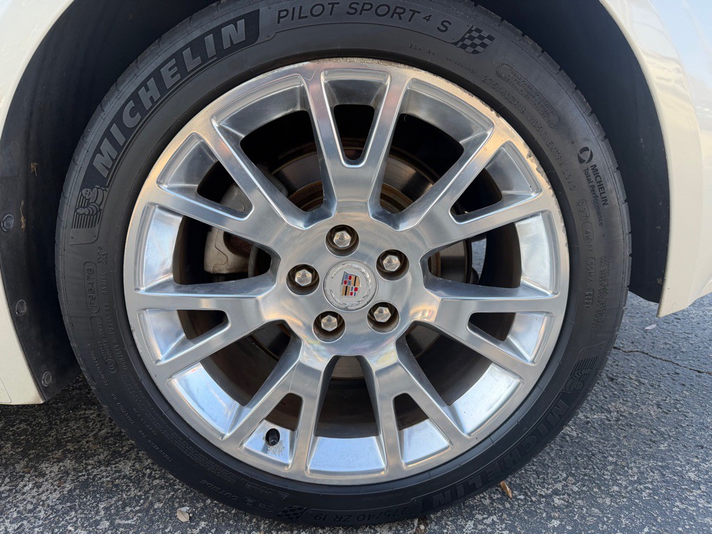 2011 Cadillac CTS Image 9