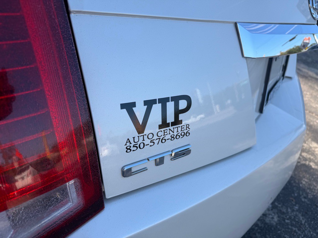 2011 Cadillac CTS Image 11