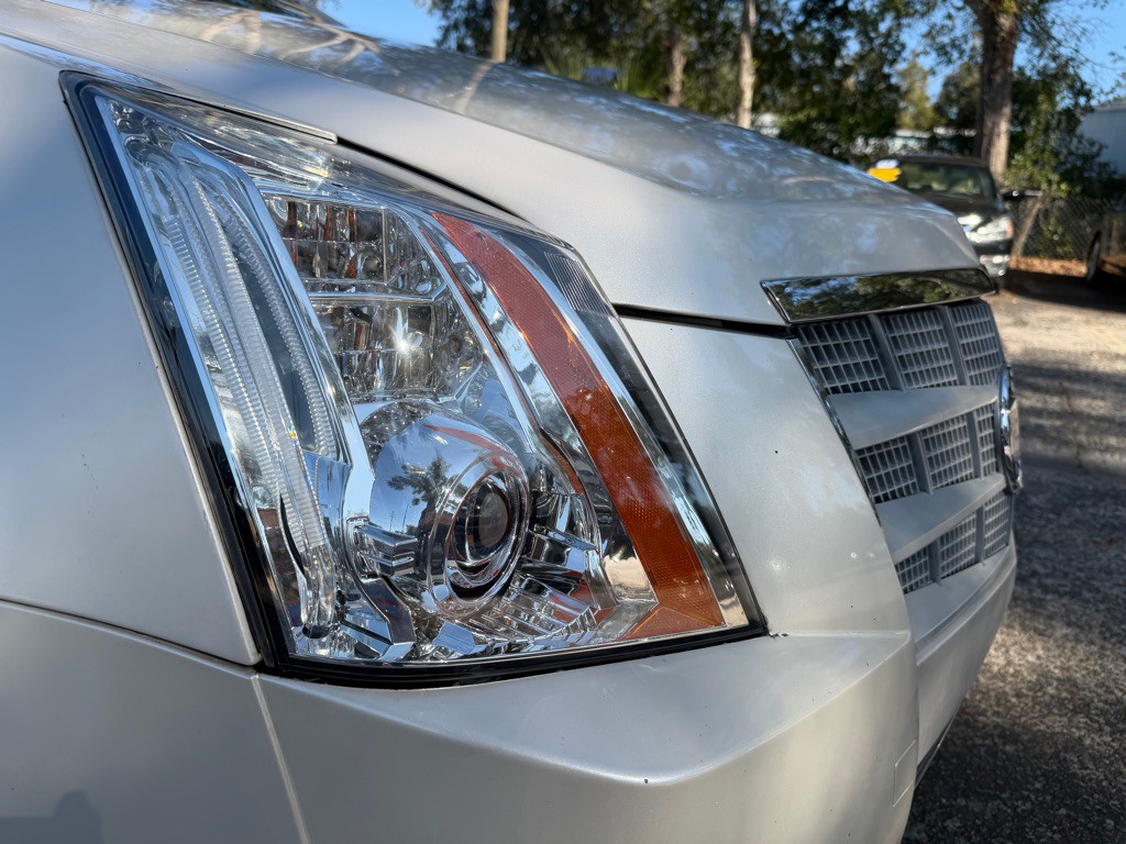 2011 Cadillac CTS Image 12